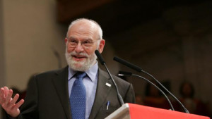 Oliver Sacks, best-selling author and neurologist, dies at 82 - Yahoo ...