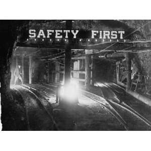 to safety slogan signs safety slogan workplace employees safety ...