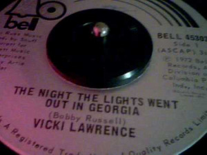 Vicki Lawrence Signed Photo