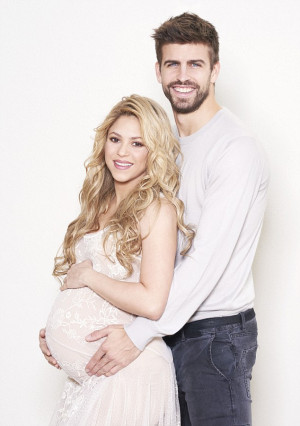 Touching: Pregnant Shakira has shown off her baby bump in a ...