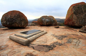 Place of worship: Rhodes is buried on World's View (Malindidzimu Hill ...