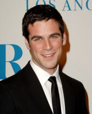 Eddie-Cahill-eddie-cahill-9128132-321-400.jpg