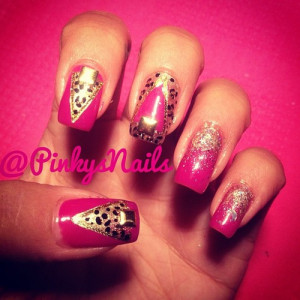 pinkysnails:Boss Bitch Barbie nails by Jen ! (Taken with Instagram)