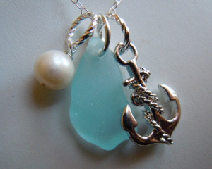 Beach Glass Necklace - adore this!