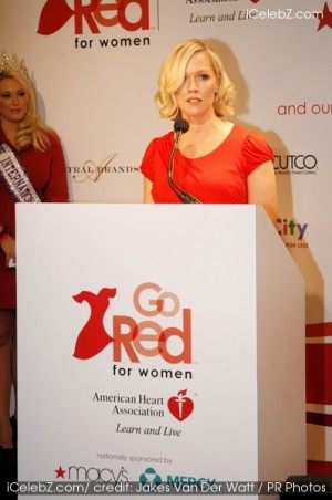 Jennie Garth Kicks Off the Go Red for Women 