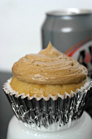 Root Beer Float Cupcake Recipe- will figure out how to make these so I ...