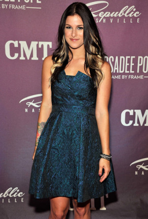 Things We Learned From Cassadee Pope's CMT Interview