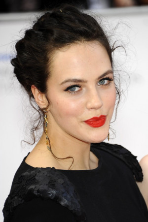 Jessica Brown Findlay Pictures