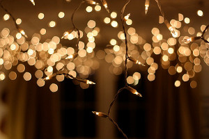 Twinkle lights for New Years Eve How to Throw a New Years Party