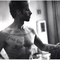 Guy Pearce in Memento