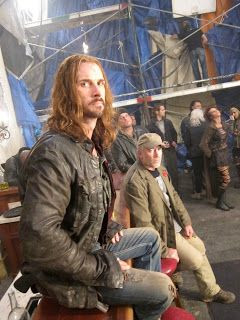 Falling Skies BTS - Colin Cunningham and Will Patton as Pope and ...