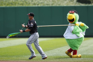 parrot and lomo haha so cool