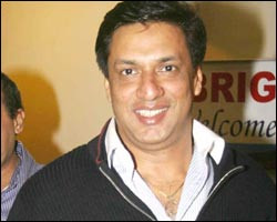 Madhur Bhandarkar to follow Hrishikesh Mukherjee