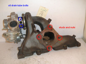 studs (4) and nuts (4) for the bottom of manifold