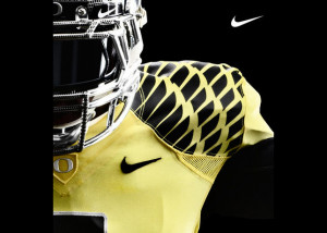 Nike Football 2012 Oregon Ducks Uniform - Innovation Shoulder