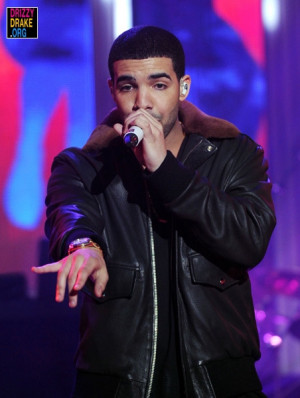 drake-performs-on-dick-clarks-new-years-rockin-eve-with-ryan-seacrest ...