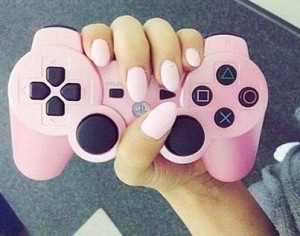 girls play video games too