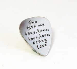 Love Quotes Personalized Guitar Pick - Thumbnail 1