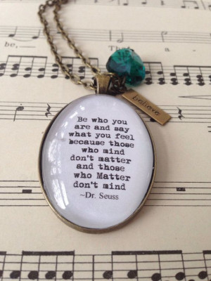 Marilyn Monroe quote necklace keep smiling by MummybirdPretties