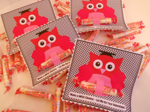 Owl Valentine Featuring Smarties Candies