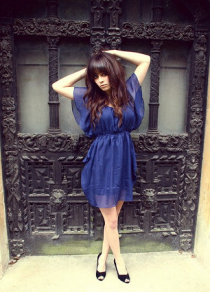 girls_girl_fashion_style_blue_dress