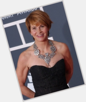 Shawn Colvin celebrated her 59 yo birthday 4 months ago. It might be a ...