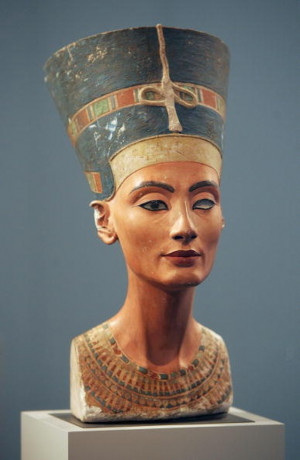 3,400-year-old bust of Egyptian Queen Nefertiti. - Sean Gallup/Getty ...