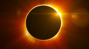 inventive-solar-eclipse-photos-from-mashable-readers-fa999e66cb
