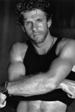 Billy Currington Scores 9th Number One