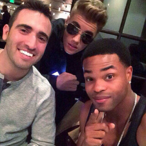 NEW PICS: Justin Bieber chillin with Sammy and King Bach in Las Vegas