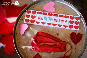 Gumballs or packs of bubble gum