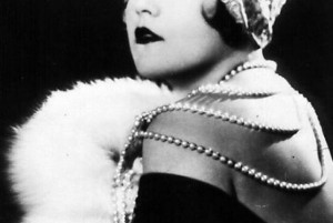 18 Fabulous Photos of Famous Flappers