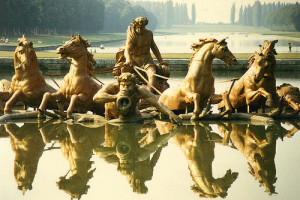 File:Apollo Fountain in varsailles.jpg