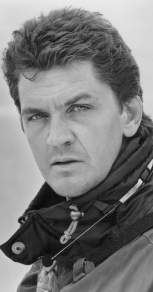 MV5BMjA4MjYxNzIxNV5BMl5BanBnXkFtZTcwMjI0NTgwMw@@._V1_SY1200_CR89,0,630 ...