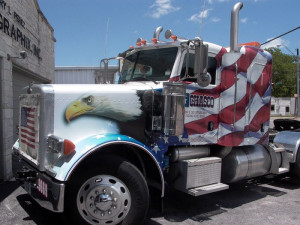 18 wheeler trucks | http://tradesman.se/images/custom-18-wheeler ...