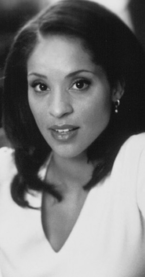 MV5BMTg1MzE3MDM1Ml5BMl5BanBnXkFtZTcwNzg5NzgwMw@@._V1_SY1200_CR222,0 ...