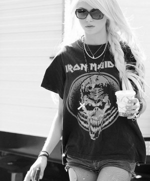 Black and White hot taylor momsen the pretty reckless rock Model ...