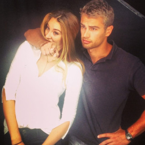 Shailene Woodley And Theo James Divergent