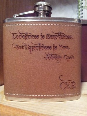 Flask customized quote by laser engraving