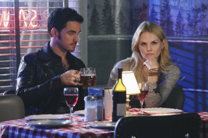 Emma and Hook - 4x12 - captain-hook-and-emma-swan Photo