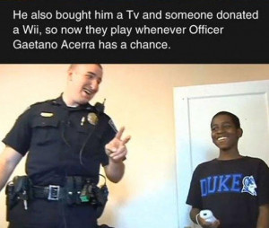 The Coolest Cop Ever (4 pics)