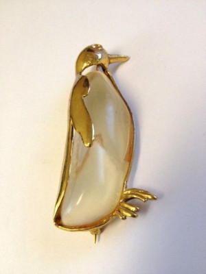 Trifari Penguin Jelly Belly Vintage Gold Tone by UniversalAntiques, $ ...