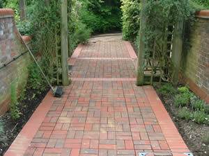Block paving cleaned by SCS