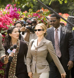 Still of Kyra Sedgwick and Corey Reynolds in The Closer (2005)