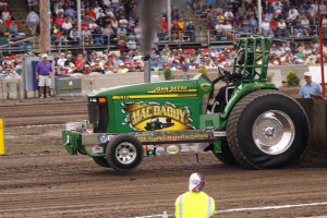 Bowling Green Tractor Pull Girls