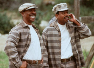Still of Eddie Murphy and Martin Lawrence in Life (1999)