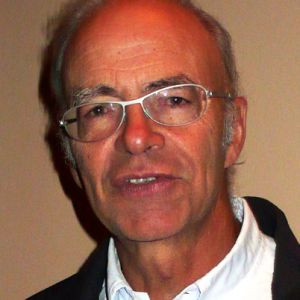 Peter Singer Biography