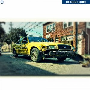 ... photos / street racing crashes - wrecked Ford yellow taxi pictures