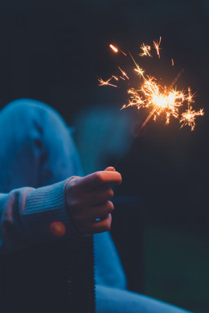 Tình yêu của chúng ta không sai, nhưng chẳng qua là chúng ...