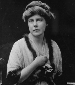 File:LucyBurns 1913.jpg - Wikipedia, the free encyclopedia